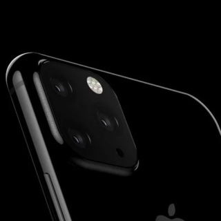 iPhone 11 triple camera leak