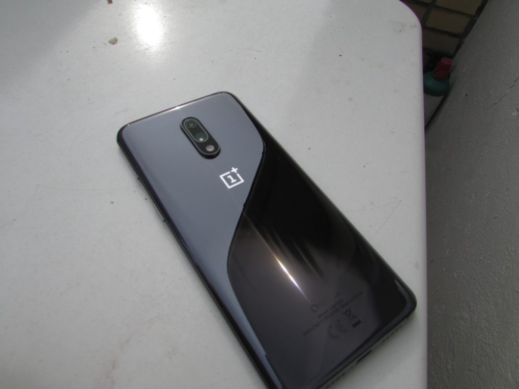 OnePlus 7 backside