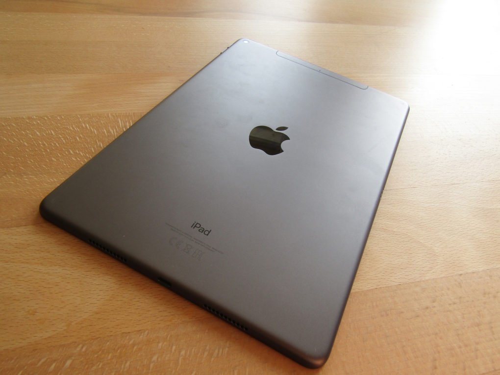 iPad Air 3 back