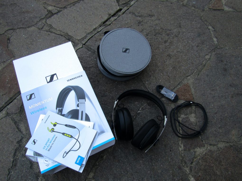 Sennheiser MOMENTUM 3 Unboxing