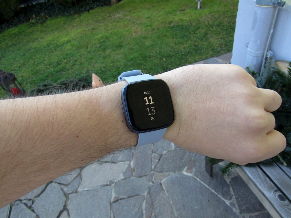 Fitbit Versa 2