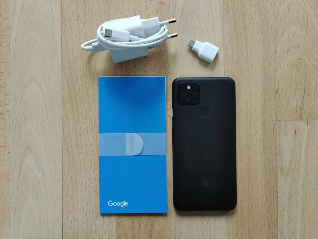 Google Pixel 4a 5G content of the sales box