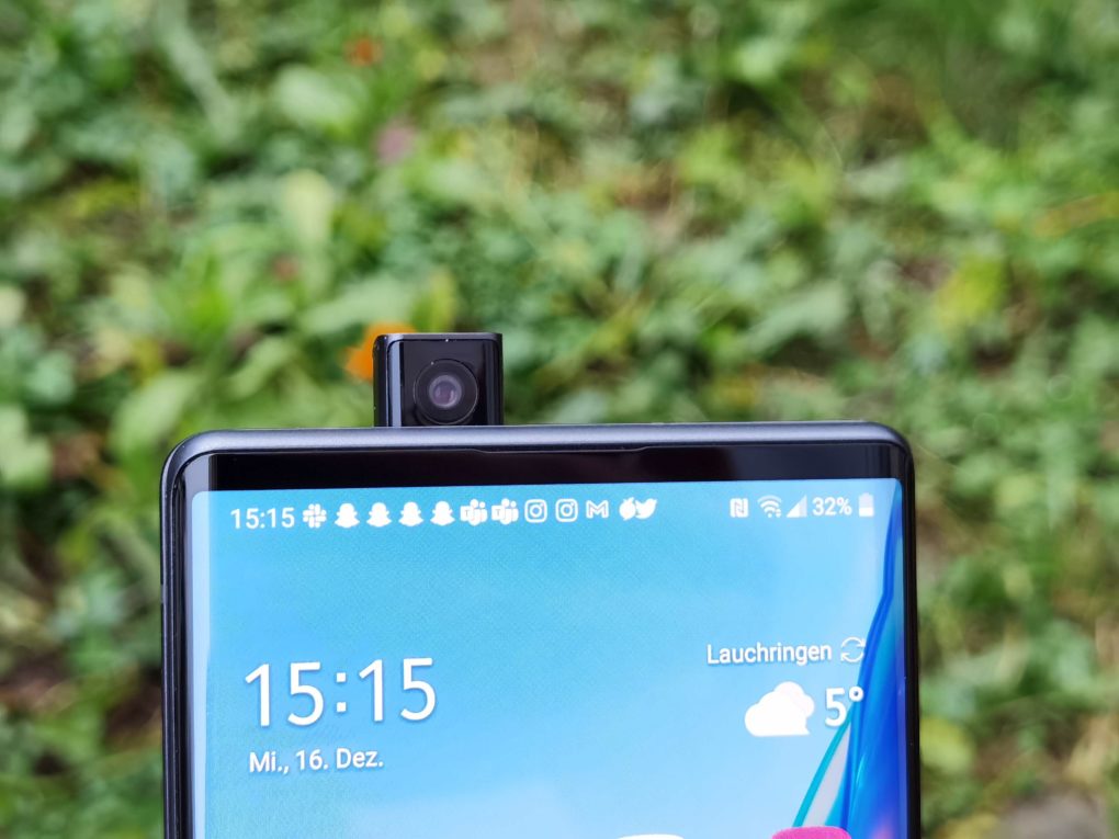 LG Wing pop-up camera