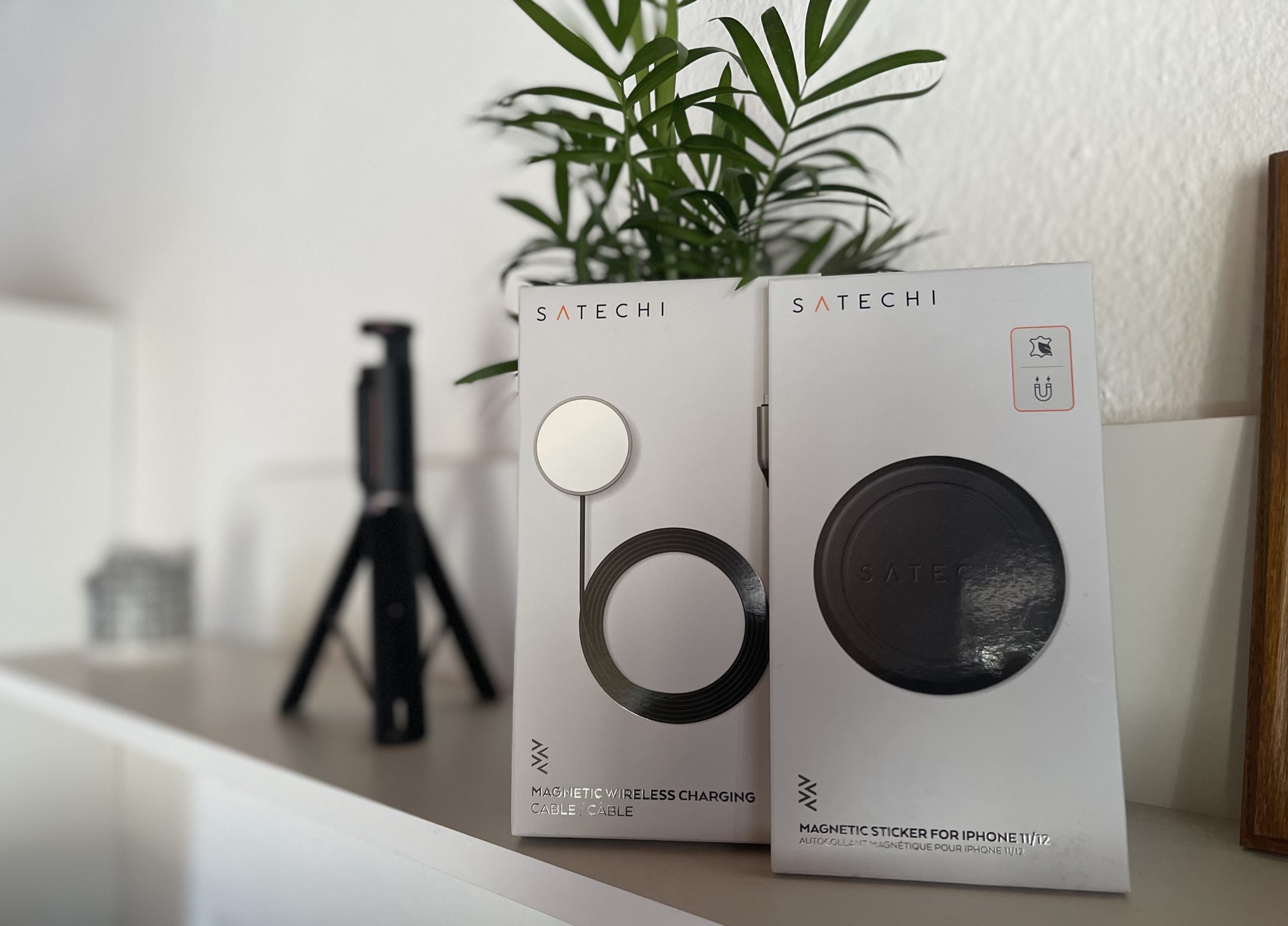 Satechi Magnetic Wireless Charging Cover Photo