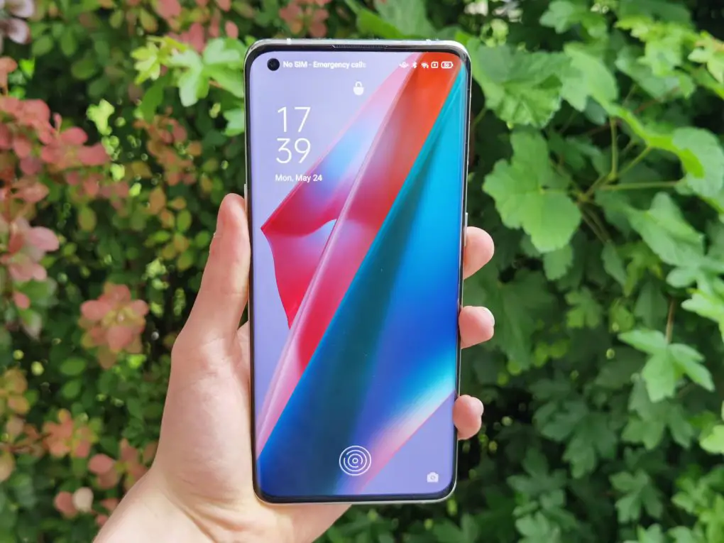 OPPO Find X3 front