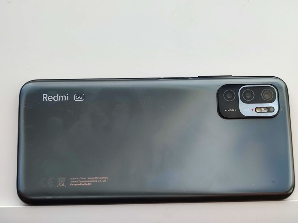 Xiaomi Redmi Note 10 5G design