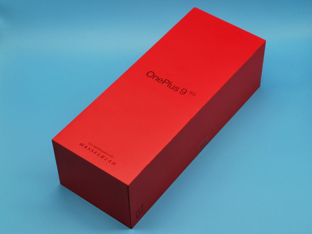 OnePlus 9 box