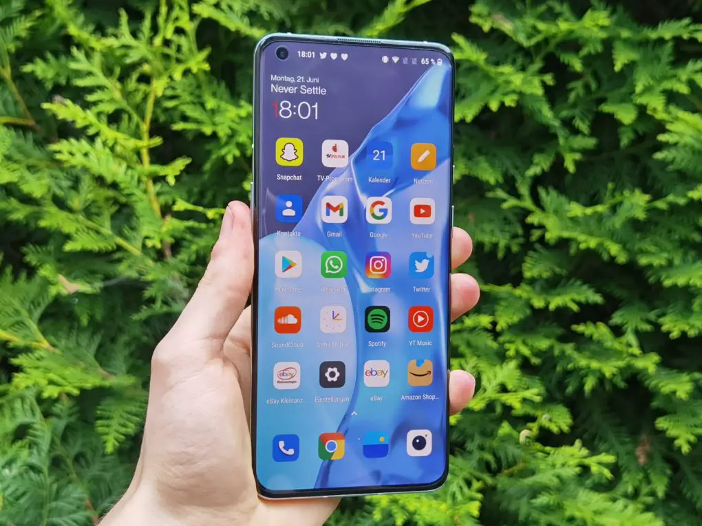 OnePlus 9 Pro front