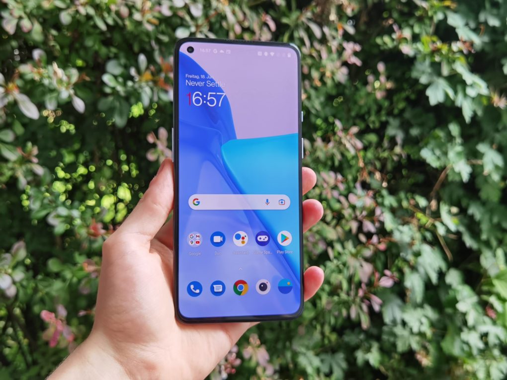 OnePlus 9 Vorderseite