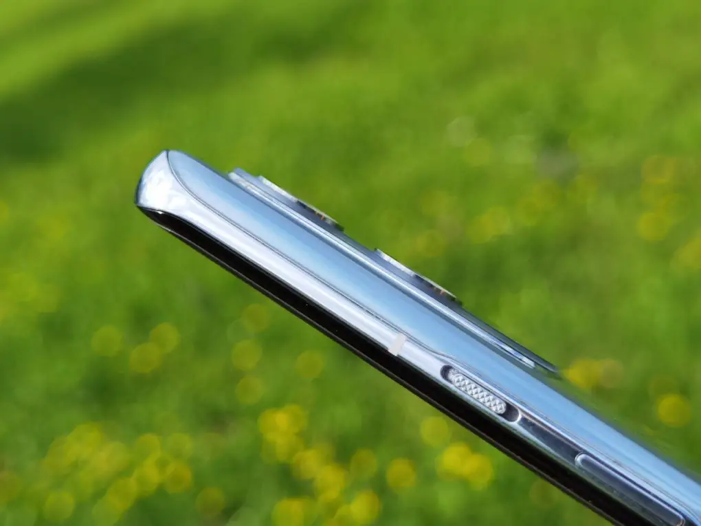 OnePlus 9 Pro camera design