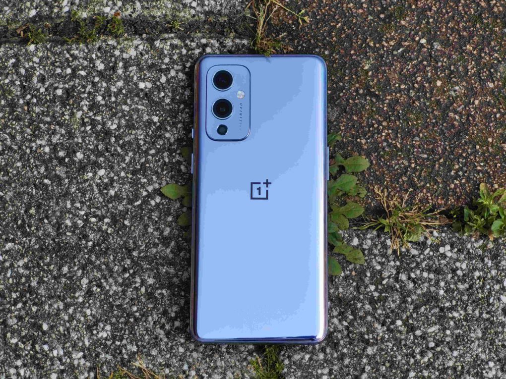 OnePlus 9 backside