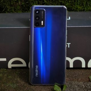 Realme GT unboxing and first impression header