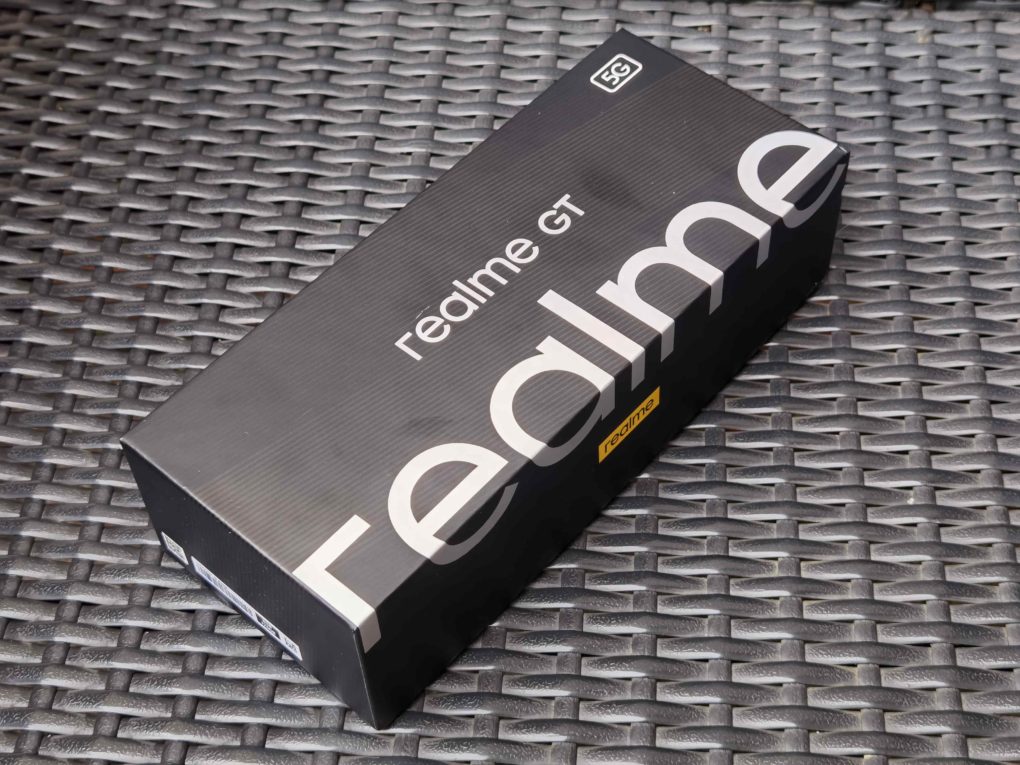 Realme GT Verpackung