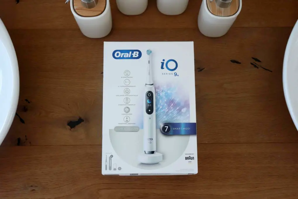 Oral-B iO Series 9 unboxing