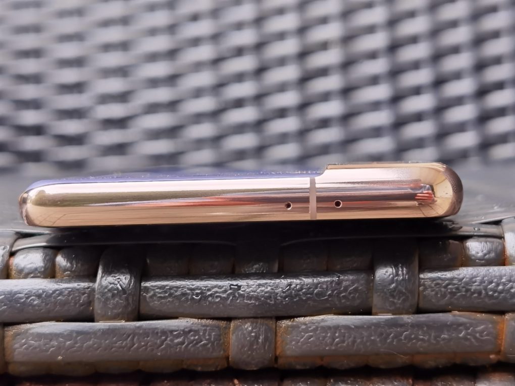 Samsung Galaxy S21 Plus frame