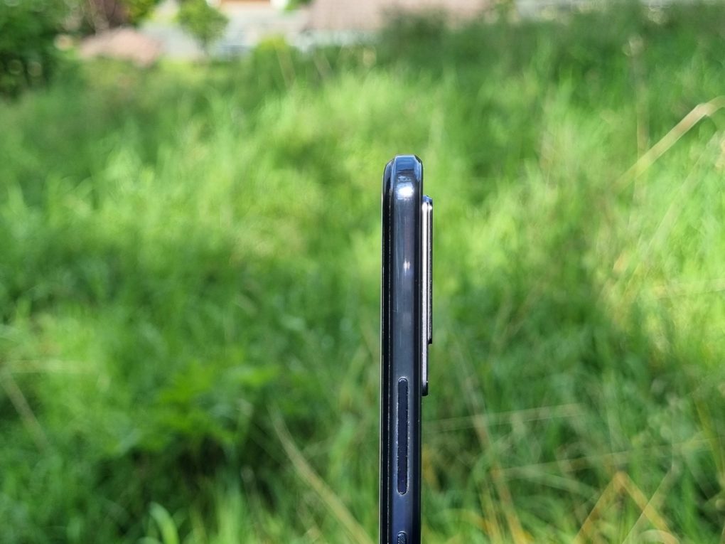 Vivo V21 5G frame