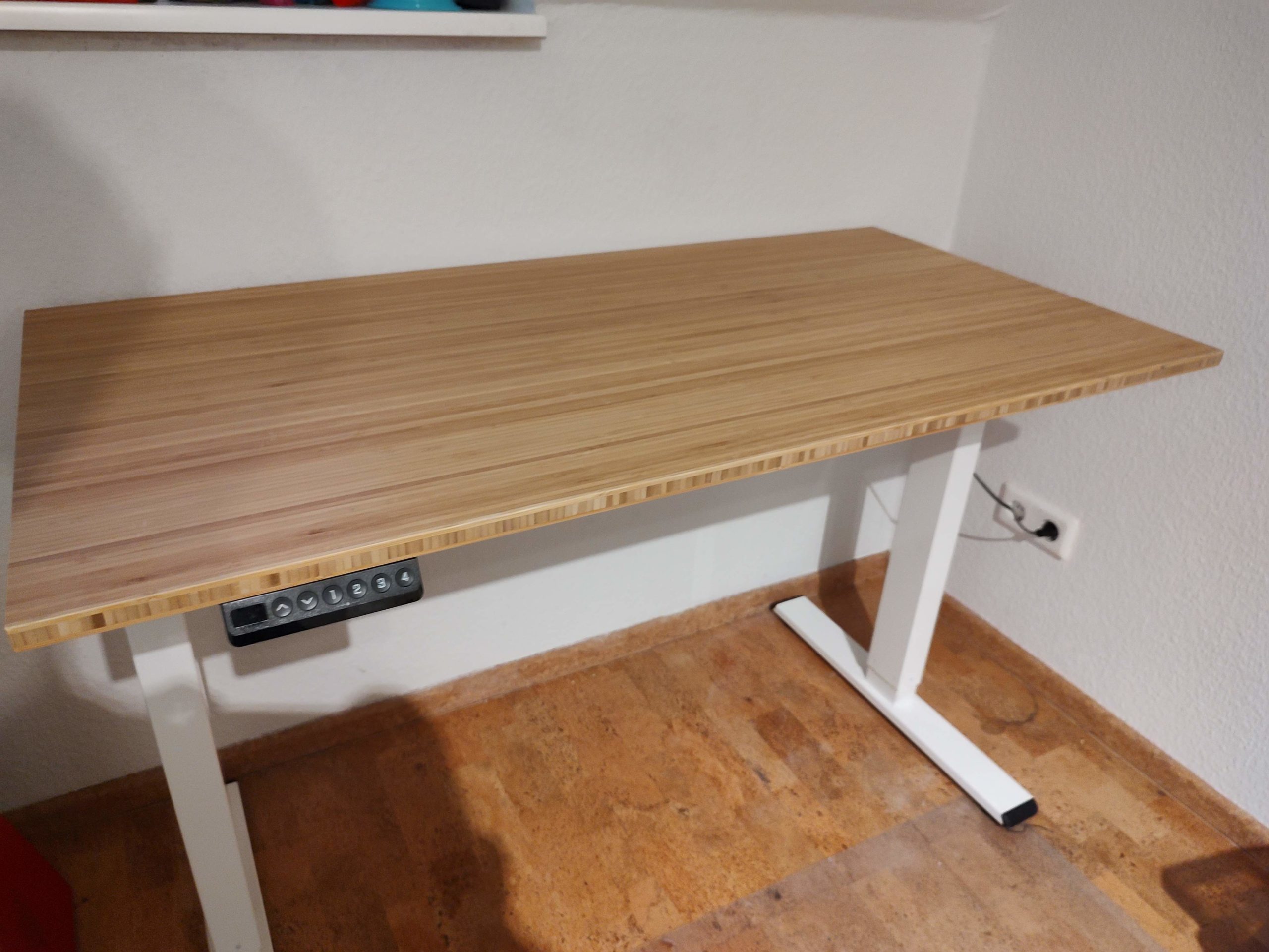 Flexispot EF1 review: What good is the height-adjustable desk?