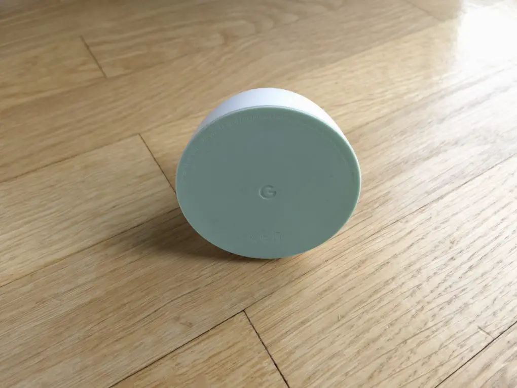 Google Nest Cam Stand Unterseite