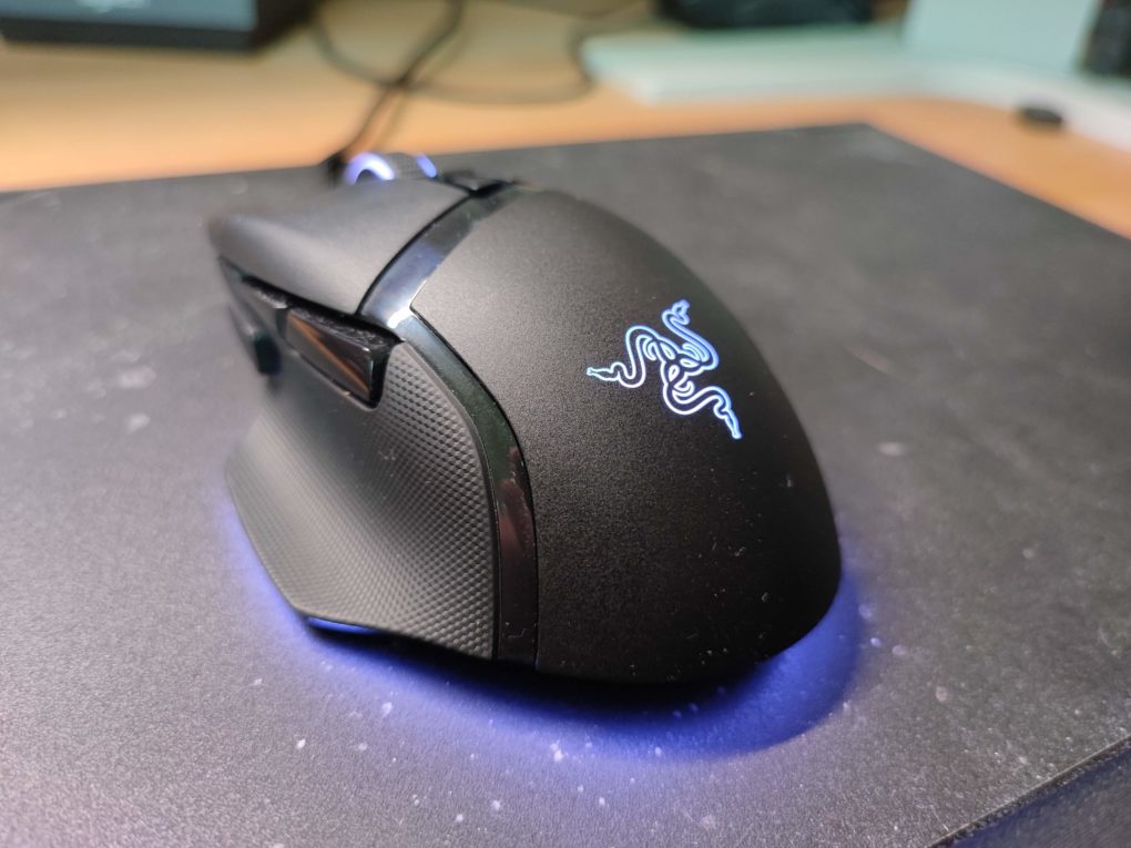 Razer Basilisk V3 design