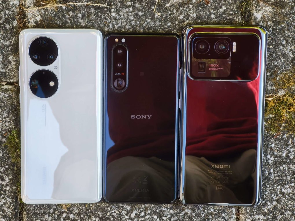 Sony Xperia 5 III form factor comparison