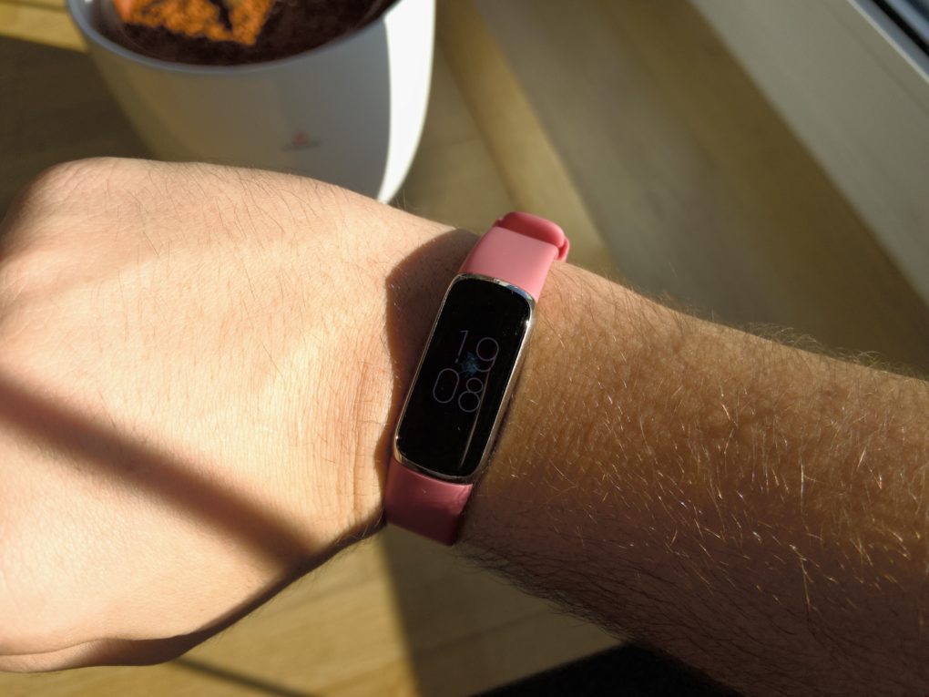 Fitbit Luxe Display