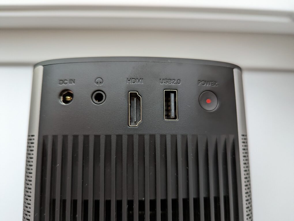 XGIMI Halo connectors