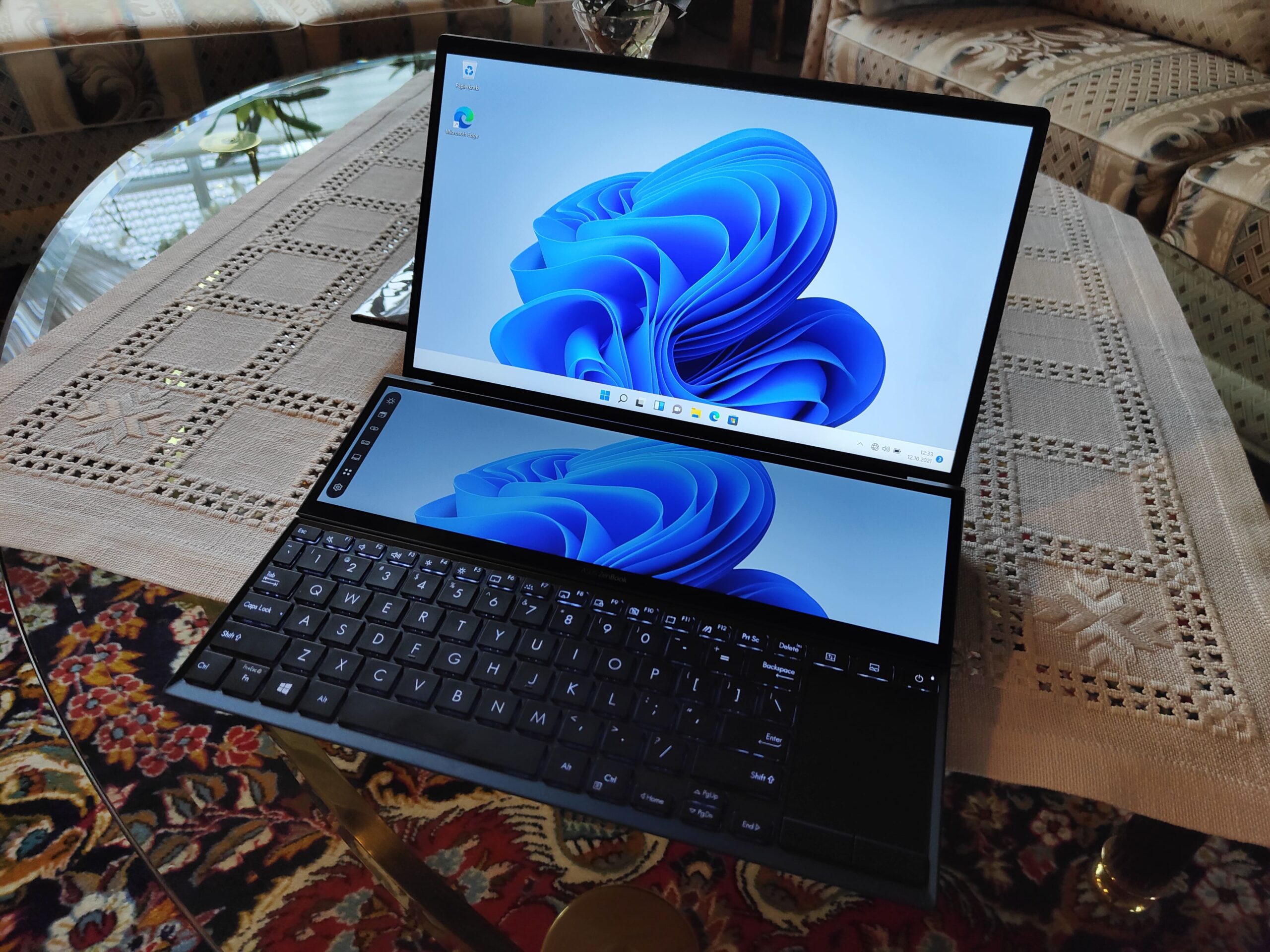 ASUS ZenBook 14 Duo featured image