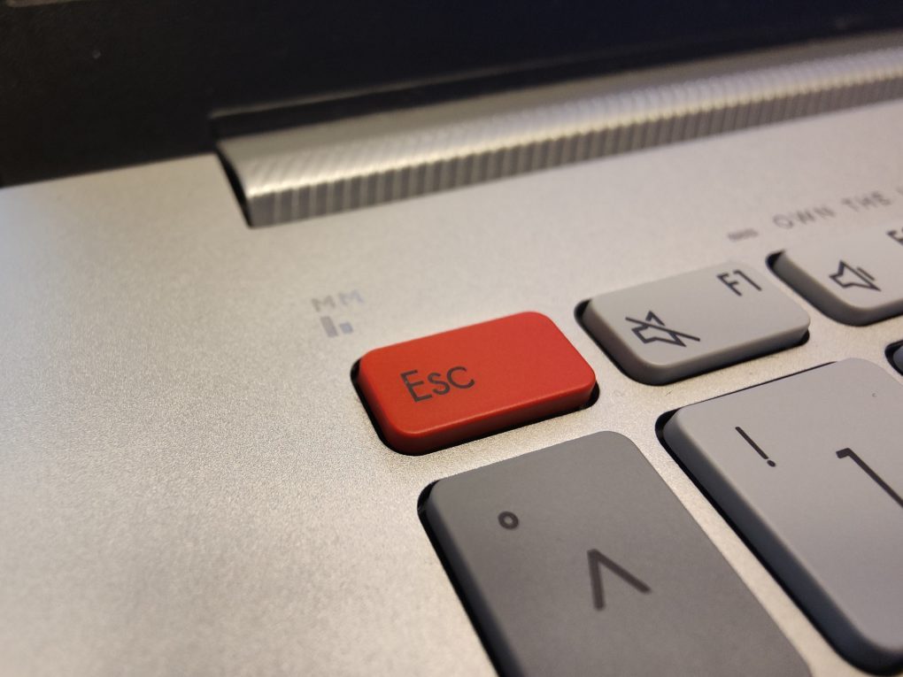 Asus VivoBook Pro 14X OLED ESC button