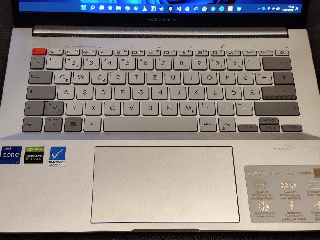 Asus VivoBook Pro 14X OLED keyboard