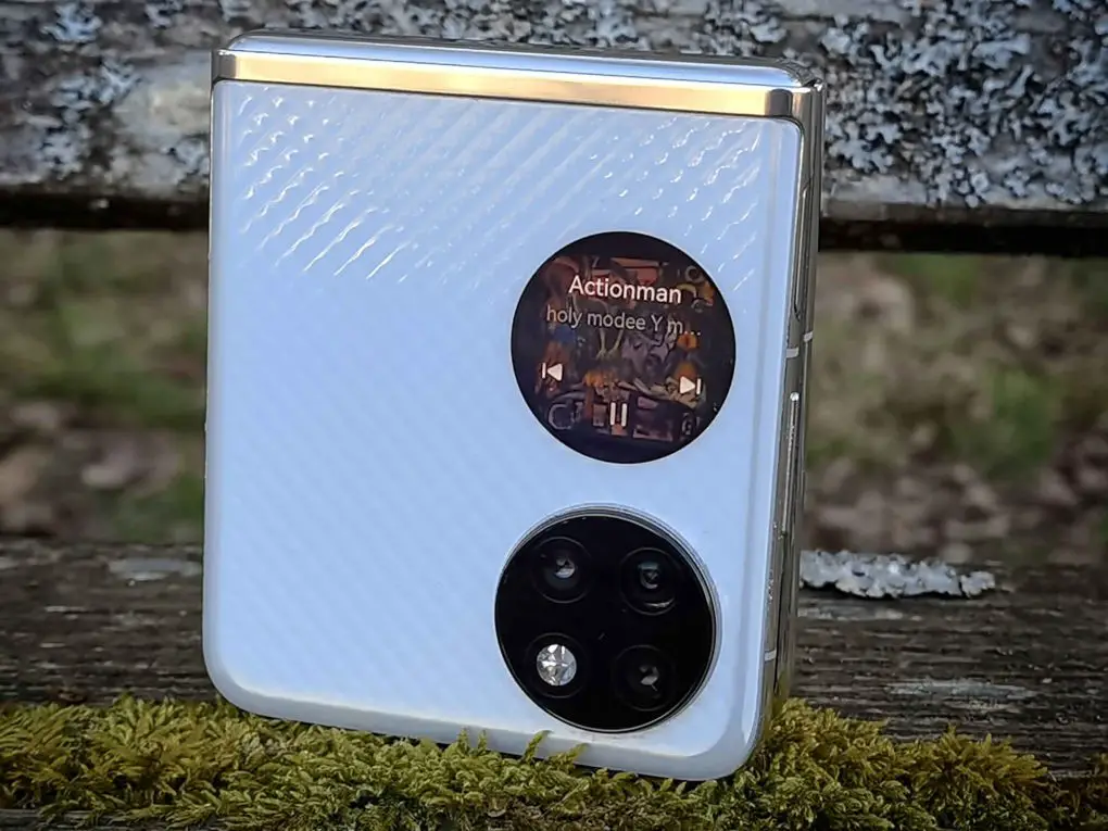 Huawei P50 Pocket Außendisplay Features