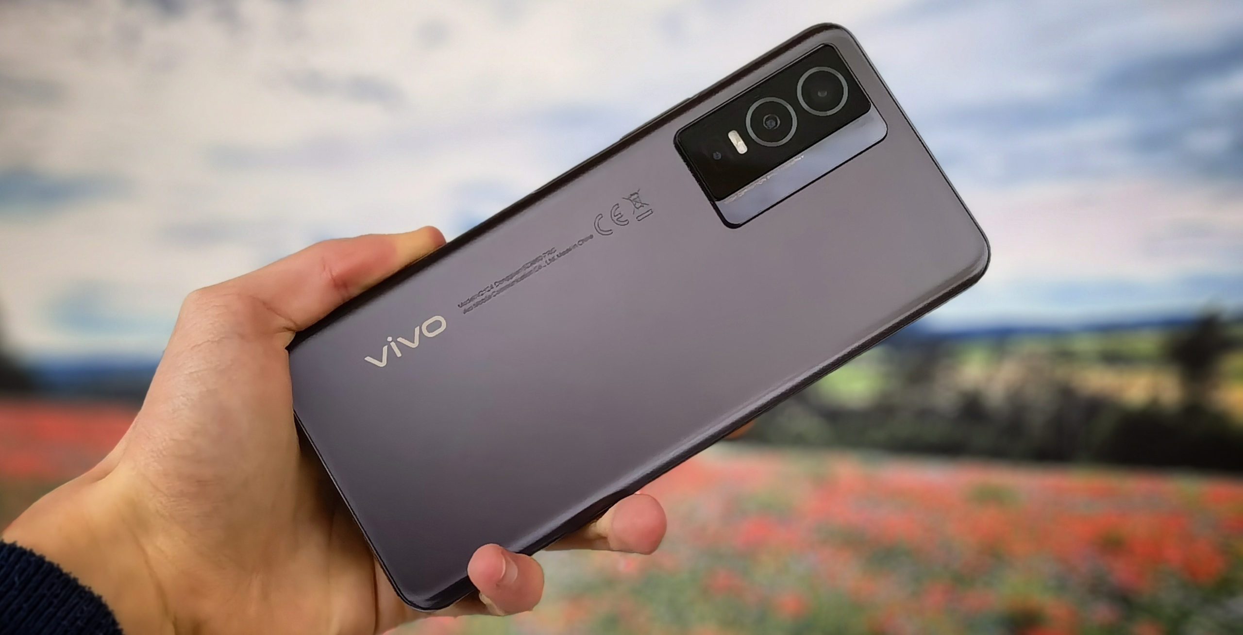 Vivo Y76 5G review header