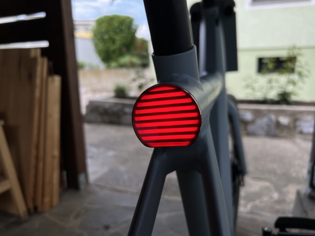 VanMoof X3 light