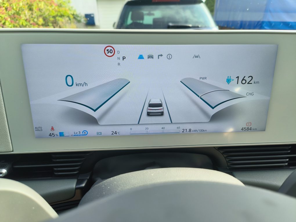 Hyundai IONIQ 5 Drive Screen