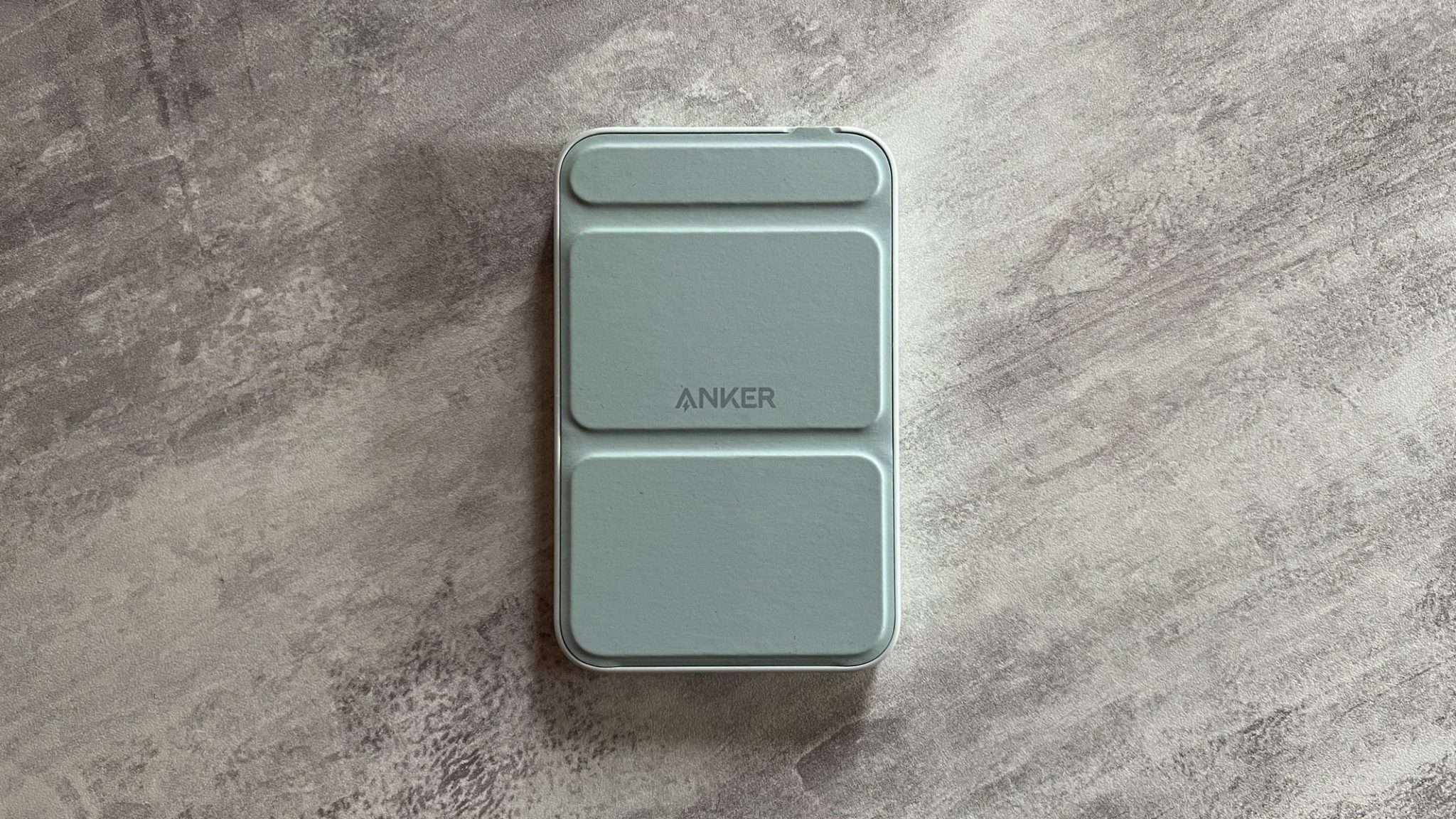 Anker 622 Magnetic Battery MagGo review power bank made easy