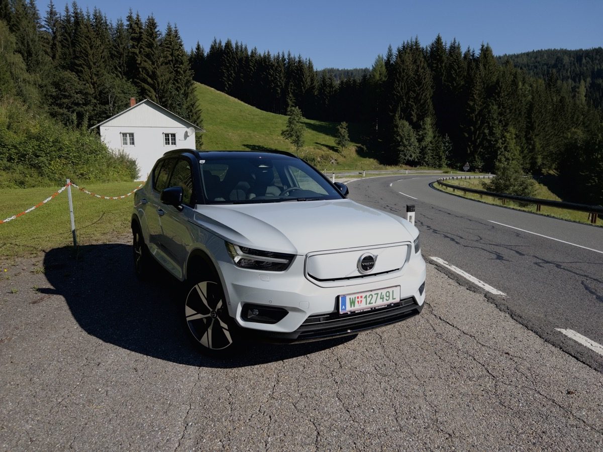 Volvo XC40 Recharge Beitragsbild