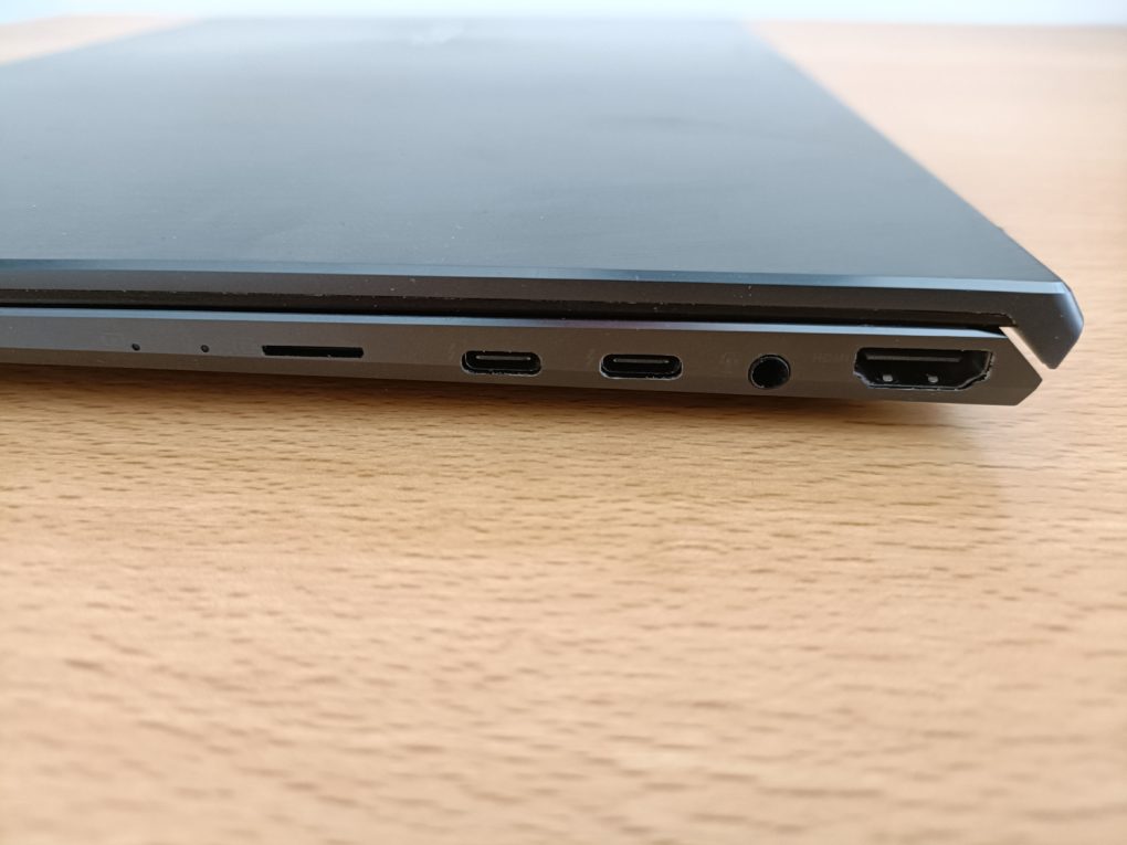 Zenbook 14X OLED Ports