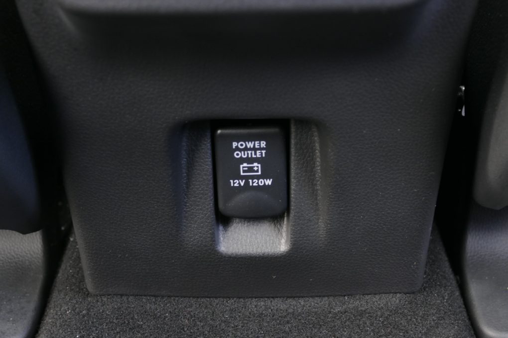 Mitsubishi rear seats 12V