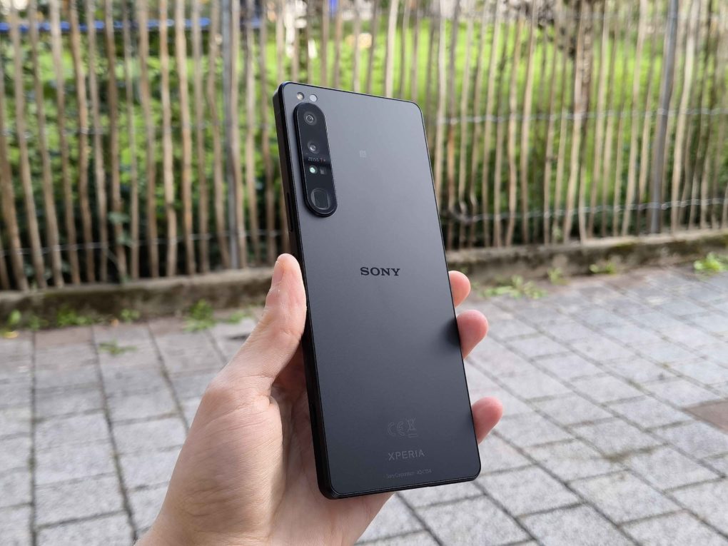 Sony Xperia IV Rückseite