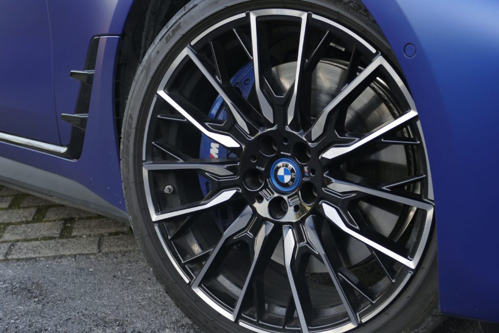 BMW i4 M50 rim