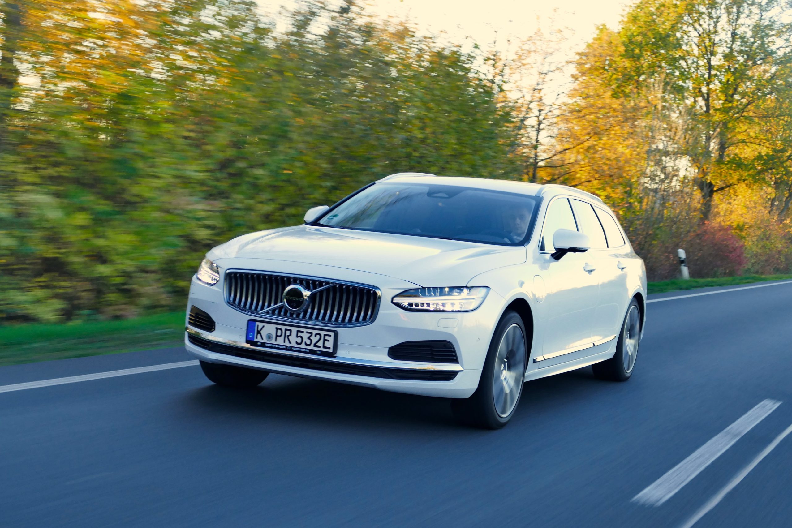 Volvo V90 featured image