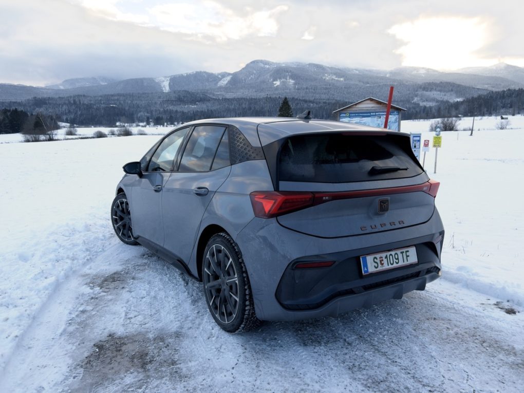 CUPRA Born rear