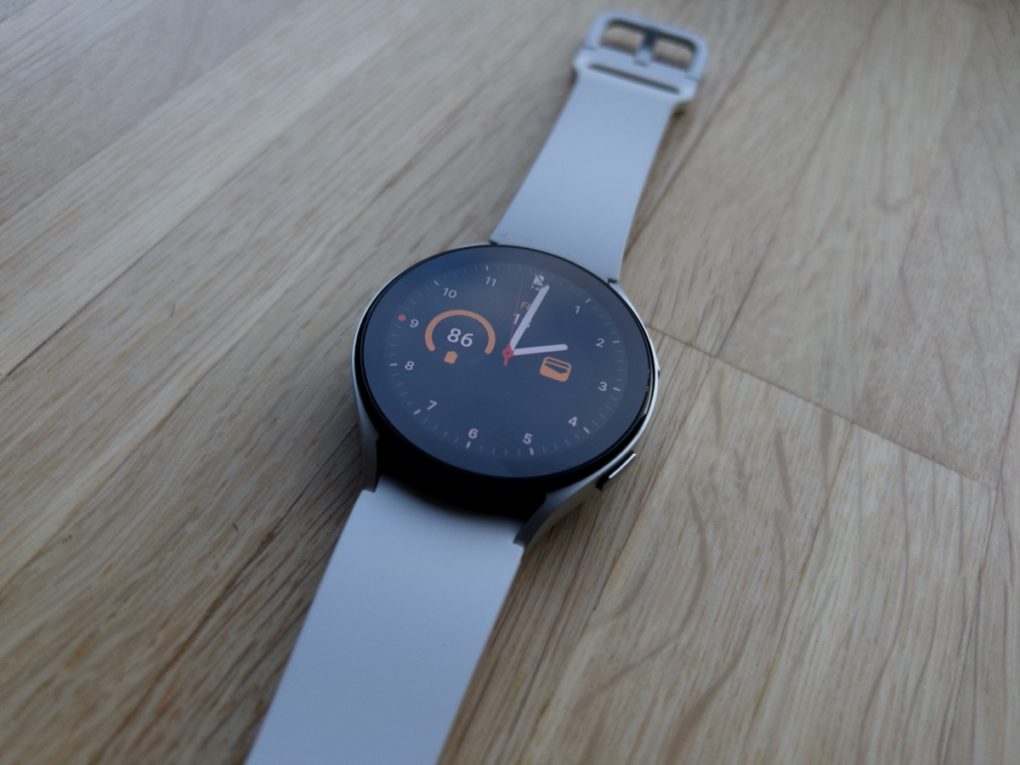 Samsung Galaxy Watch5 screen