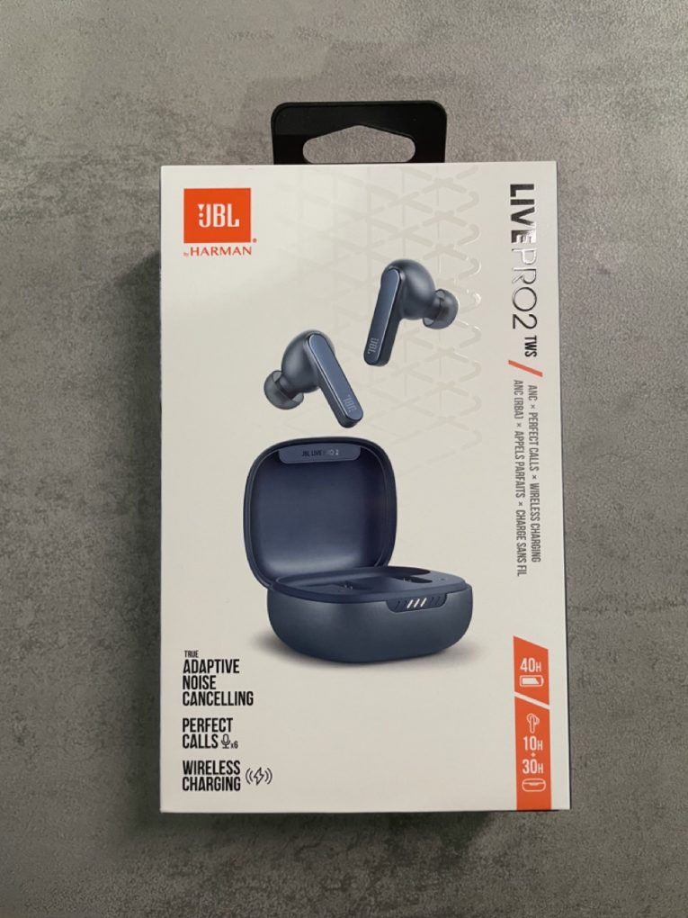 JBL Live Pro 2 Packaging