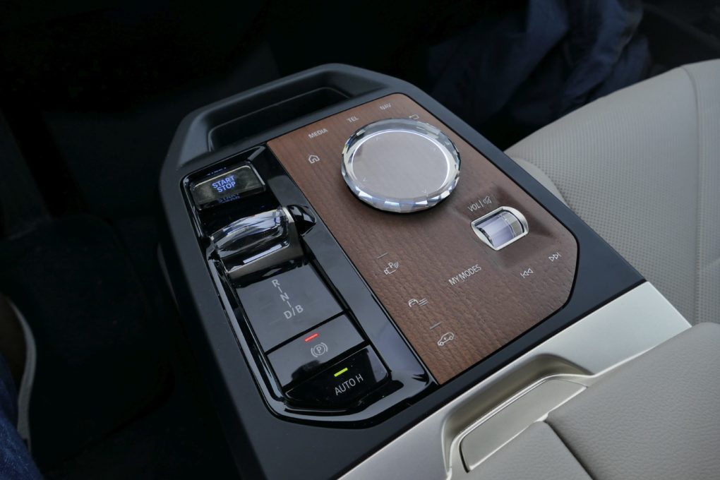 BMW iX M60 center console