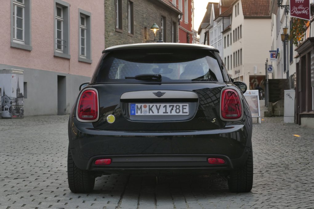 Mini Cooper SE Heck