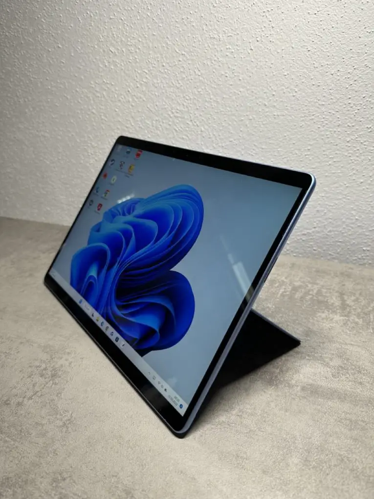 Surface Pro 9 obliquely in front