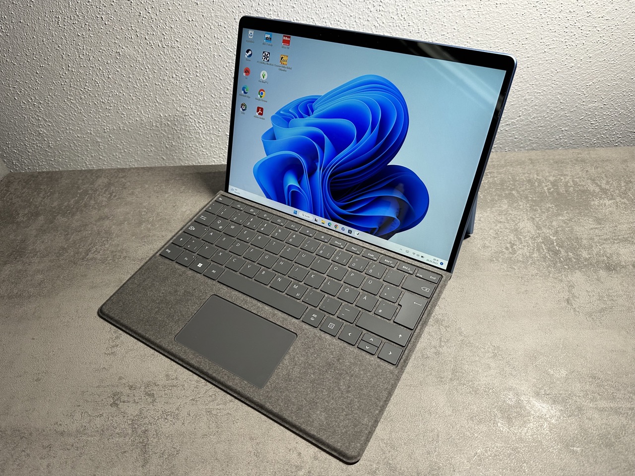 Microsoft Surface Pro 9 Review The Perfect Convertible? Breaking