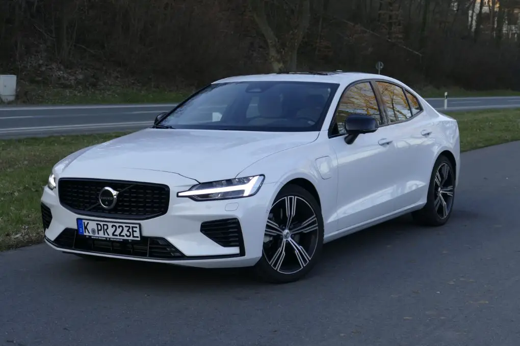 Volvo S60 featured image 2