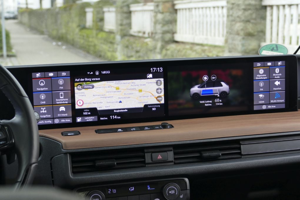 Honda e Infotainment 2