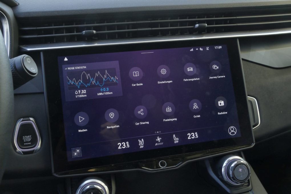 Lynk&Co 01 Infotainment Menu